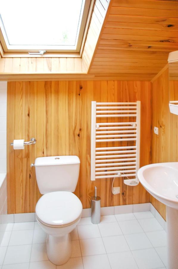 Maison De 2 Chambres Avec Vue Sur Le Lac Piscine Partagee Et Jardin Amenage A Lachapelle Auzac Esterno foto